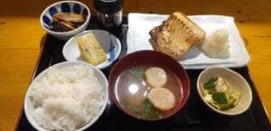 肉居酒屋 ひろしん家