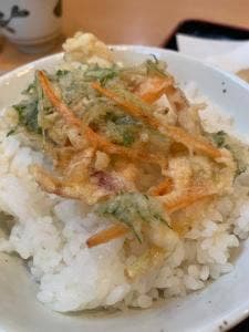 食べもの家 ろと