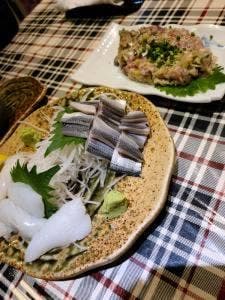 すし処真