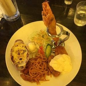 炭火焼とワインの酒場 VOLTA 北新地店