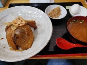 炭焼・焼豚定食 平家