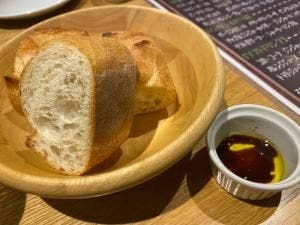 炭火ビストロ ゴーバル 神保町店