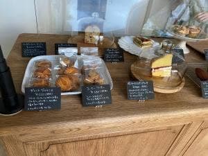 マドレーヌと焼き菓子の店 モア