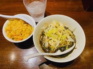うどんウエスト 中央区役所前店