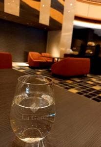 ブラッスリー＆バー ラ ガレ