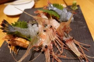 笑うだるま 大名店