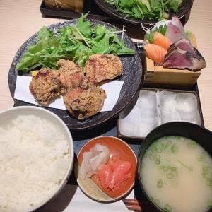 魚バカ一代 大漁旗 天神店