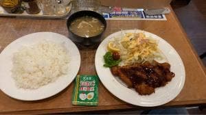 とんかつカフェ コスモス