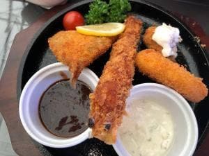 カフェ&バル フルール