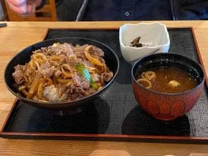 レストランいいたか
