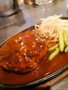 馬車道 ステーキハウス B-West