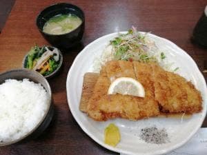 とんかつ たわら