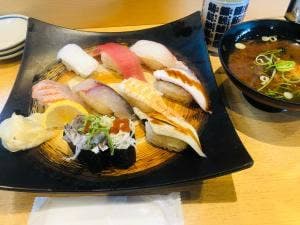 魚河岸のすしえびす三宮東店