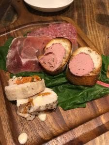 お肉と野菜の関内バル 333
