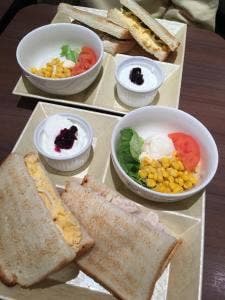 カフェ・ド・クリエ 立川北口大通り店