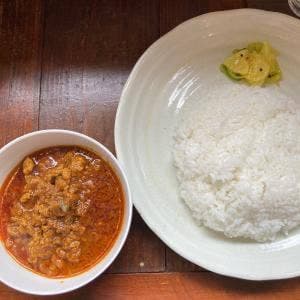 スパイスカレーみやうら商会