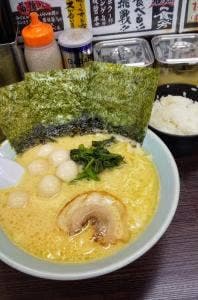 横浜家系ラーメン厚木インター魂心家