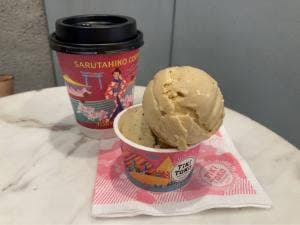 猿田彦珈琲とティキタカアイスクリームのお店