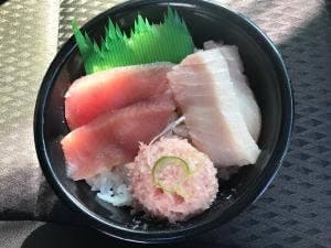 魚丼 長浜店
