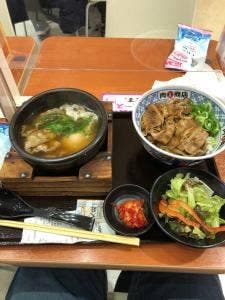 肉問屋 肉まる商店 イオンモール伊丹昆陽店