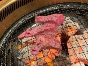 肉彩でこ