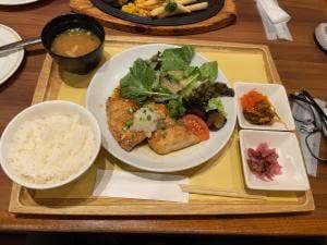 ロイヤルホスト 戸塚店