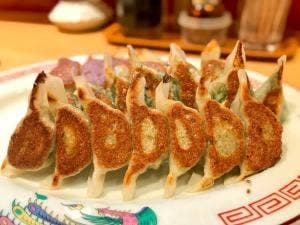 餃子専門 天包
