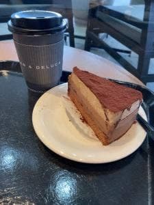 DEAN & DELUCA カフェ 星ヶ丘三越店