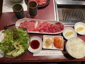 焼肉処 三幸園