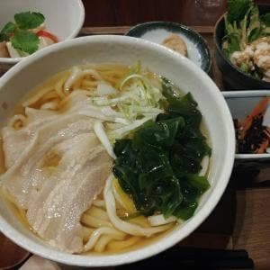 うどん咲花善伝