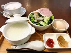 CAFÉ MUKU