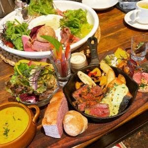 炭火バル ギャートル