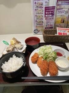 カナヤマ オイスターバー