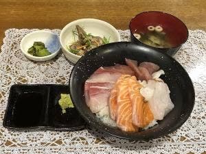創作鉄板 ダイニング わぃわぃ