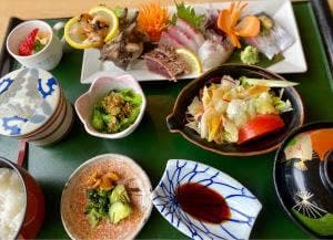 御食事処 きはち 喜八荘
