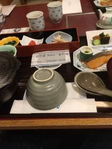 中之島 なだ万