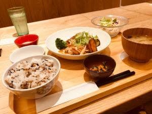 おぼんdeごはん ららぽーと名古屋みなとアクルス店