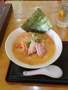 爆裂よっちゃん亭