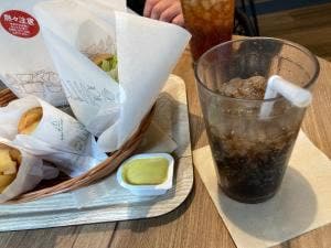 モスバーガー 国立大学通り店