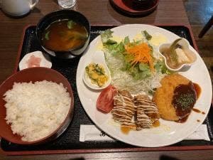 駅前酒場あもり