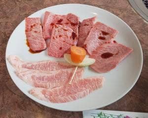 焼肉もうもう亭