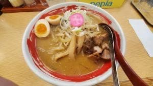 ラーメンさんぱち 豊平川店