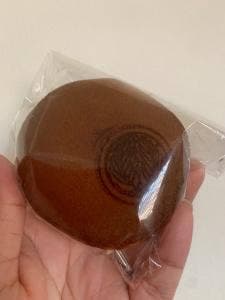 まるに抱き柏