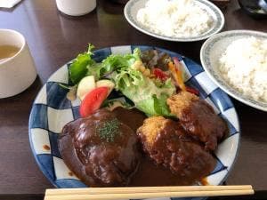 洋食Revo 靭公園店