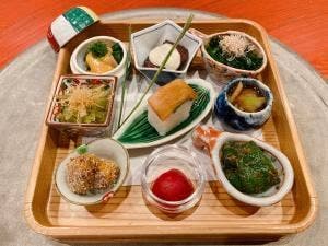 一汁二菜 うえの 豊中店