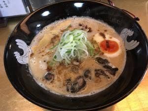 イロトリ鶏