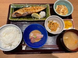 ぎんざ阿吽はなれ