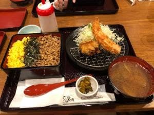 とり弁鶏 小山雨ケ谷店