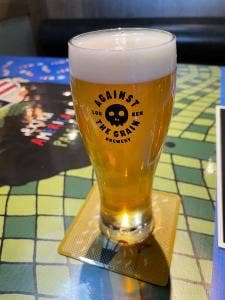 ビアレストラン アゲインスト・ザ・グレイン