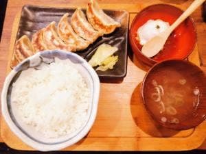 肉汁餃子製作所 ダンダダン酒場 明大前店